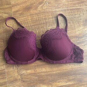 Victoria's Secret Deep Purple Lace Bra